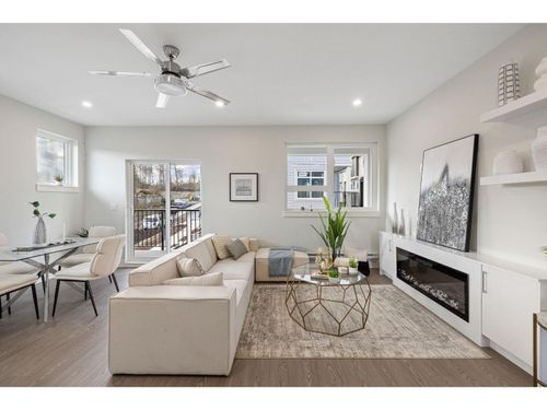 11-14391 61a Ave, Surrey, BC, V3X0E5 | Card Image