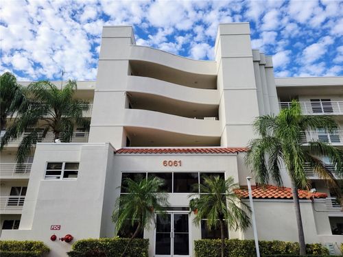 apt-545-6061 Bahia Del Mar Cir, ST PETERSBURG, FL, 33715-2371 | Card Image