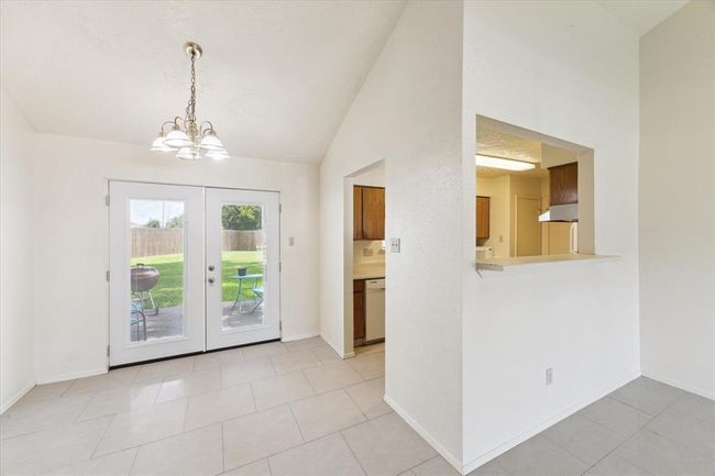 1006 W Brompton Dr, House other with 2 bedrooms, 1 bathrooms and 1 parking in Pearland TX | Image 5
