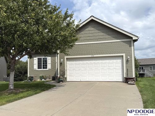 5134 S 195th Cir, Omaha, NE, 68135-4235 | Card Image