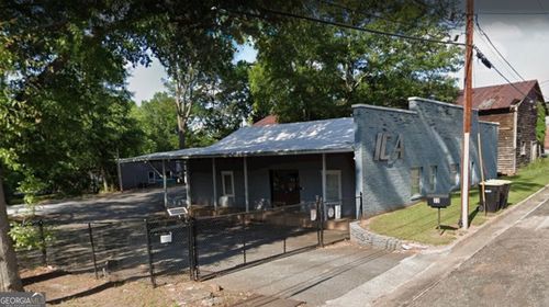 22 Lee St, Newnan, GA, 30263-1955 | Card Image