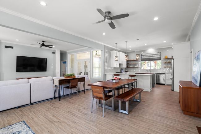plenty of space for family gatherings | Image 10