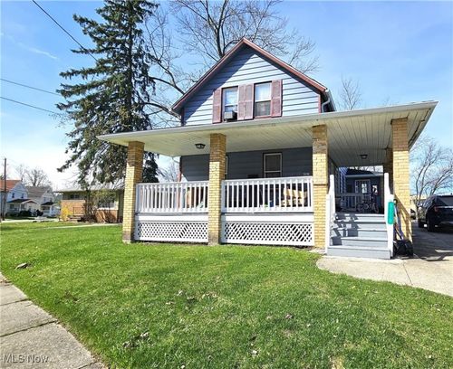 5110 Greenhurst Dr, Maple Heights, OH, 44137-1126 | Card Image