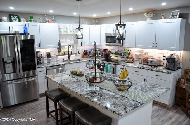 Kitchen | Image 13