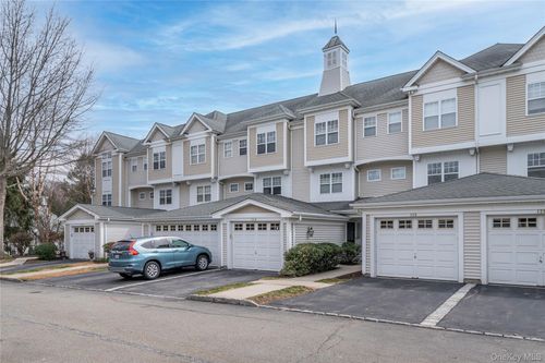 115 Viewpoint Ter, Peekskill, NY, 10566-6202 | Card Image