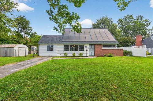 6112 Grimes Ct, Norfolk, VA, 23518-5511 | Card Image