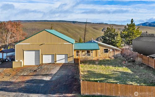 31 Loel Pl, Cle Elum, WA, 98922-9099 | Card Image
