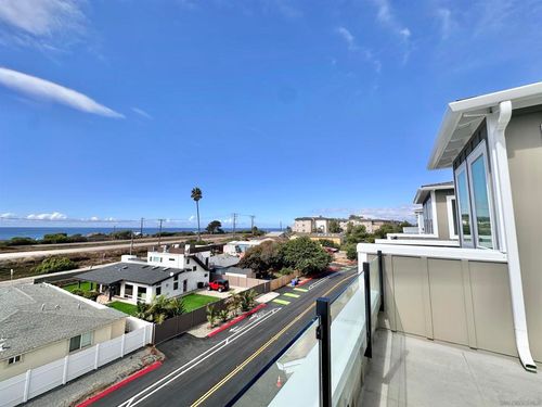 7132-7290 Ponto Dr, Carlsbad, CA, 92011-4601 | Card Image
