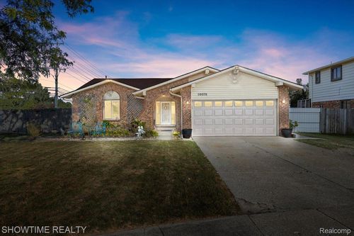 36876 Aaron Ct, Sterling Heights, MI, 48312-3000 | Card Image