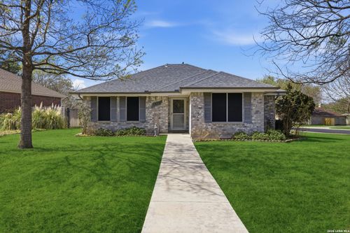 1812 Park Pl, New Braunfels, TX, 78130-8370 | Card Image