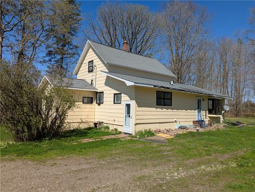3015 Wilson Rd, GLEN FLORA, WI, 54526-9713 | Card Image