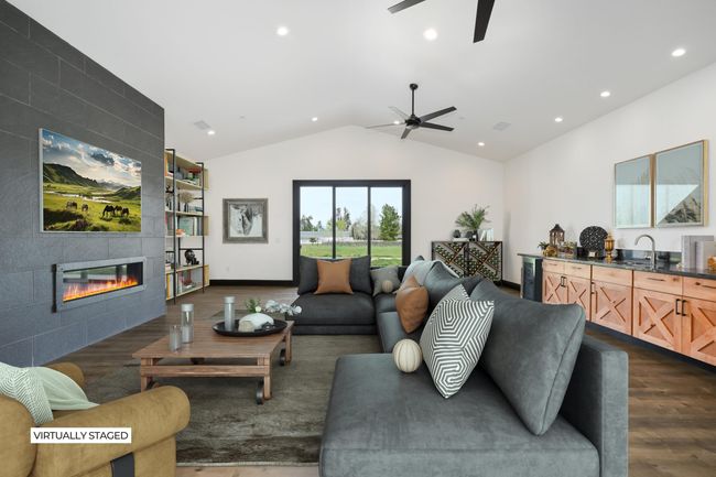 17370 Rodeo Rd, House other with 4 bedrooms, 4 bathrooms and null parking in Lake Elsinore CA | Image 10