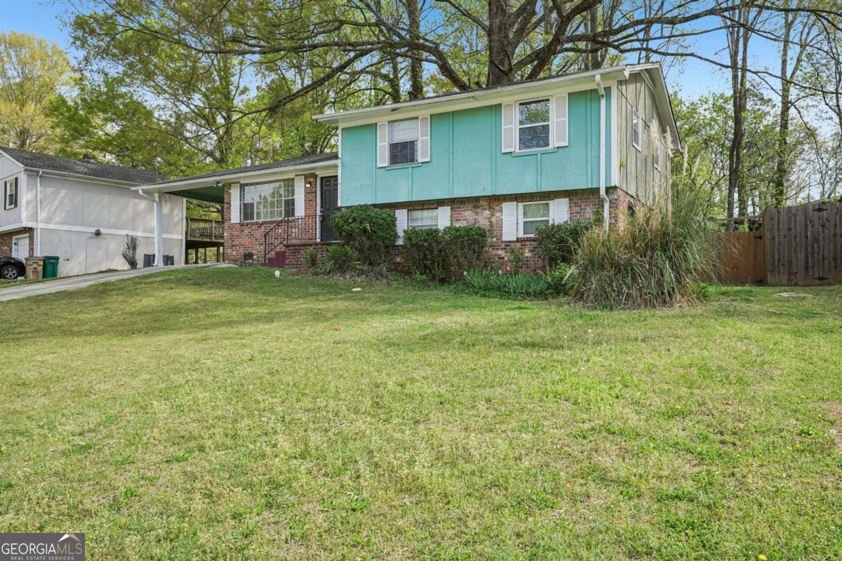 Residential in Riverdale