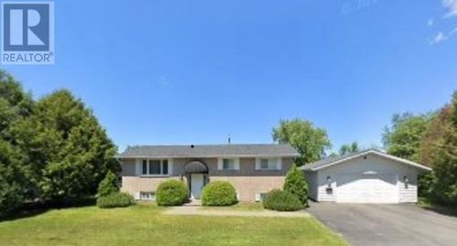 685 Beatrice Cres, Sudbury, ON, P3A5B9 | Card Image