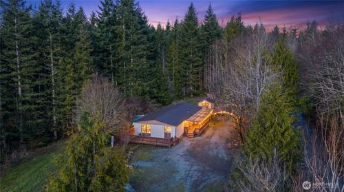 37639 324th Pl Se, Enumclaw, WA, 98022-7621 | Card Image