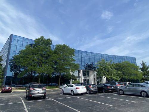650 E Algonquin Rd, Schaumburg, IL, 60173-3846 | Card Image