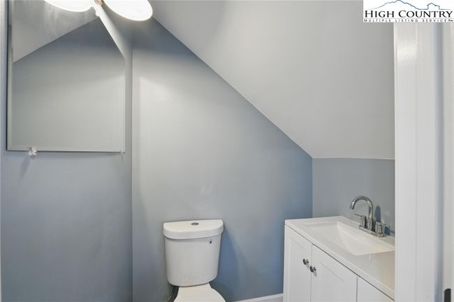 308 Hickory St, House other with 3 bedrooms, 3 bathrooms and null parking in Granite Falls NC | Image 25