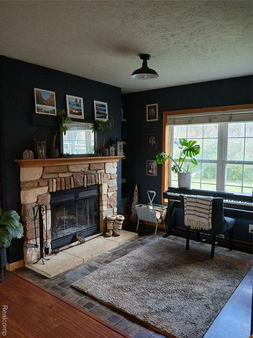 2601 Underwood Rd, Caro, MI, 48723-9444 | Card Image