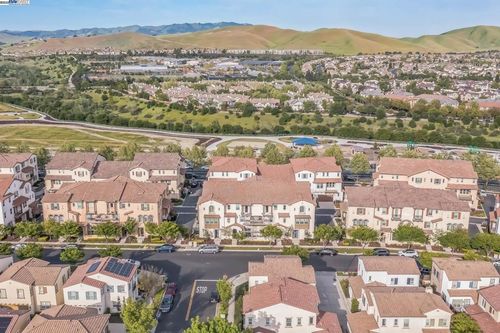 5027 Barrenstar Way, San Ramon, CA, 94582-6016 | Card Image