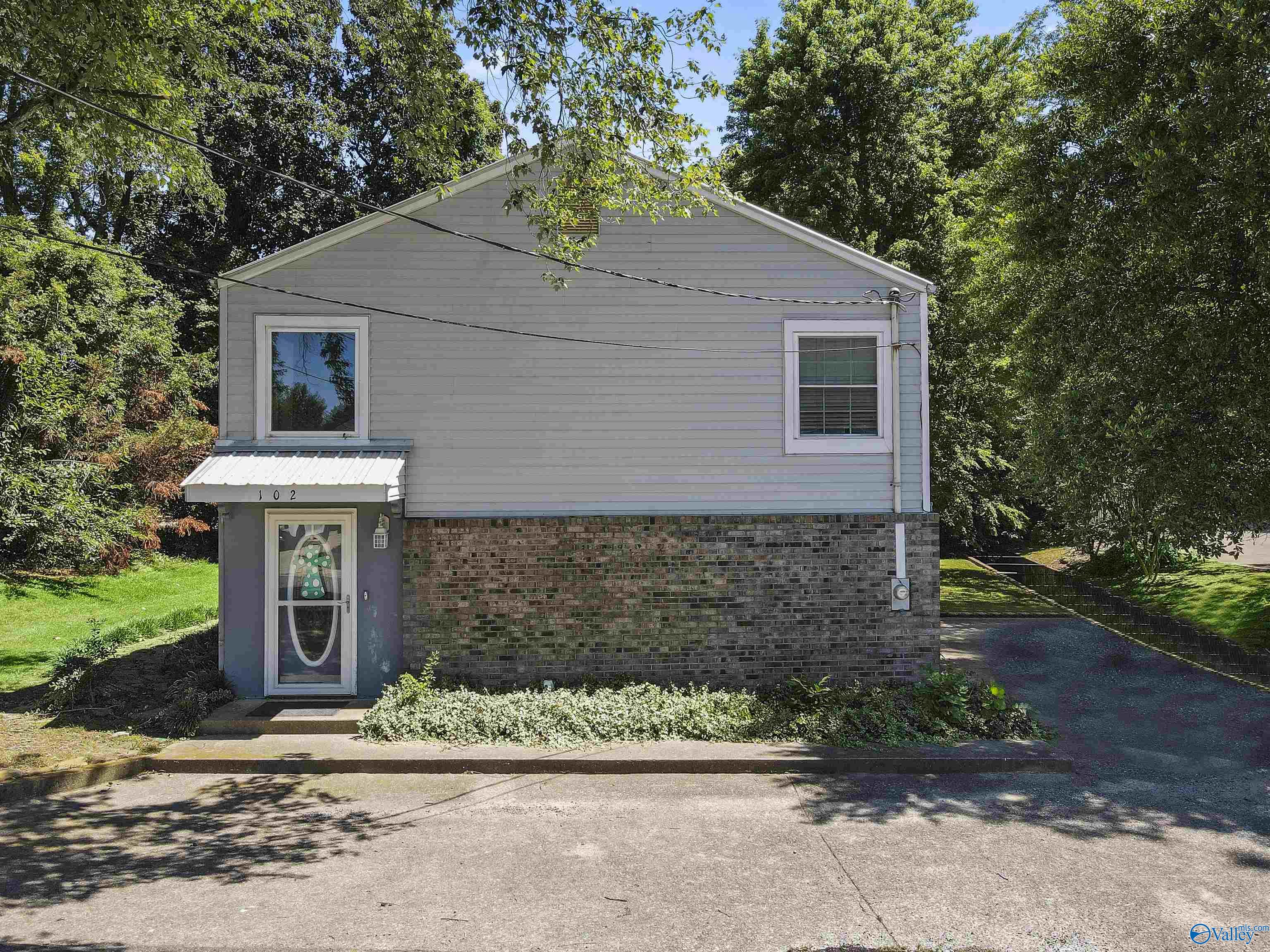 Harbour Ave, Albertville, AL 35950