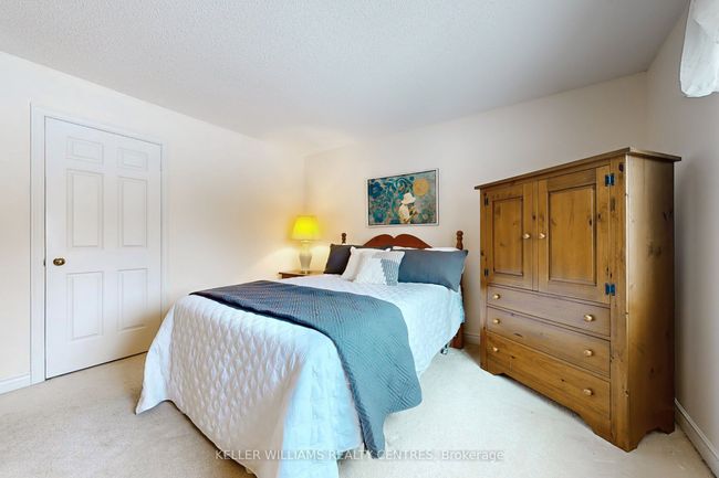 32 Petch Cres, House other with 4 bedrooms, 3 bathrooms and 4 parking in Aurora ON | Image 24