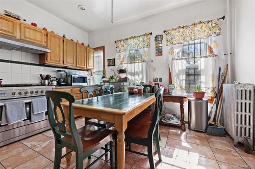 3158 Decatur Ave, Bronx, NY, 10467-4502 | Card Image