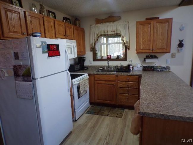 64 Hugo Dr, House other with 3 bedrooms, 2 bathrooms and null parking in Albrightsville PA | Image 19