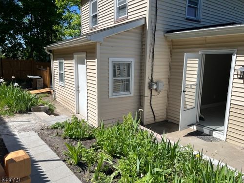 68 State Route 31 N, Oxford, NJ, 07863-3382 | Card Image