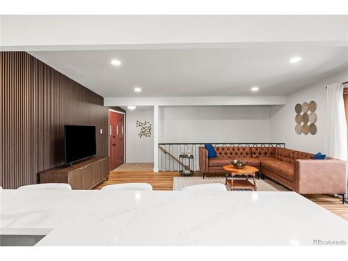 6785 S Logan St, Centennial, CO, 80122-1249 | Card Image