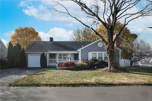 61 Cushman Avenue, East Providence, RI, 02914 | Card Image