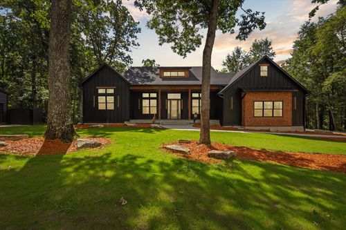 23861 Almy Rd, Howard City, MI, 49329-7804 | Card Image