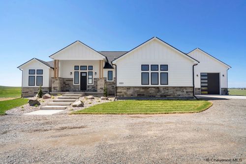 2593 Mccrae Rd, Cheyenne, WY, 82009-9867 | Card Image