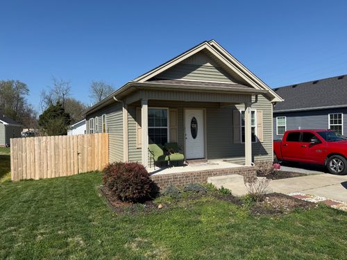 399 Church St, Portland, TN, 37148-1300 | Card Image