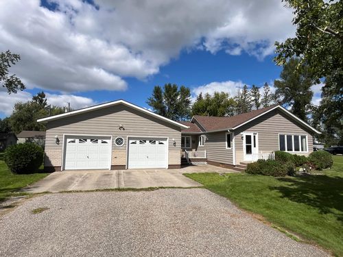 308 E Dakota Ave, Winger, MN, 56592-4004 | Card Image