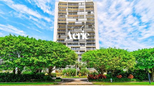 2006-2400 Presidential Way, West Palm Beach, FL, 33401-1327 | Card Image