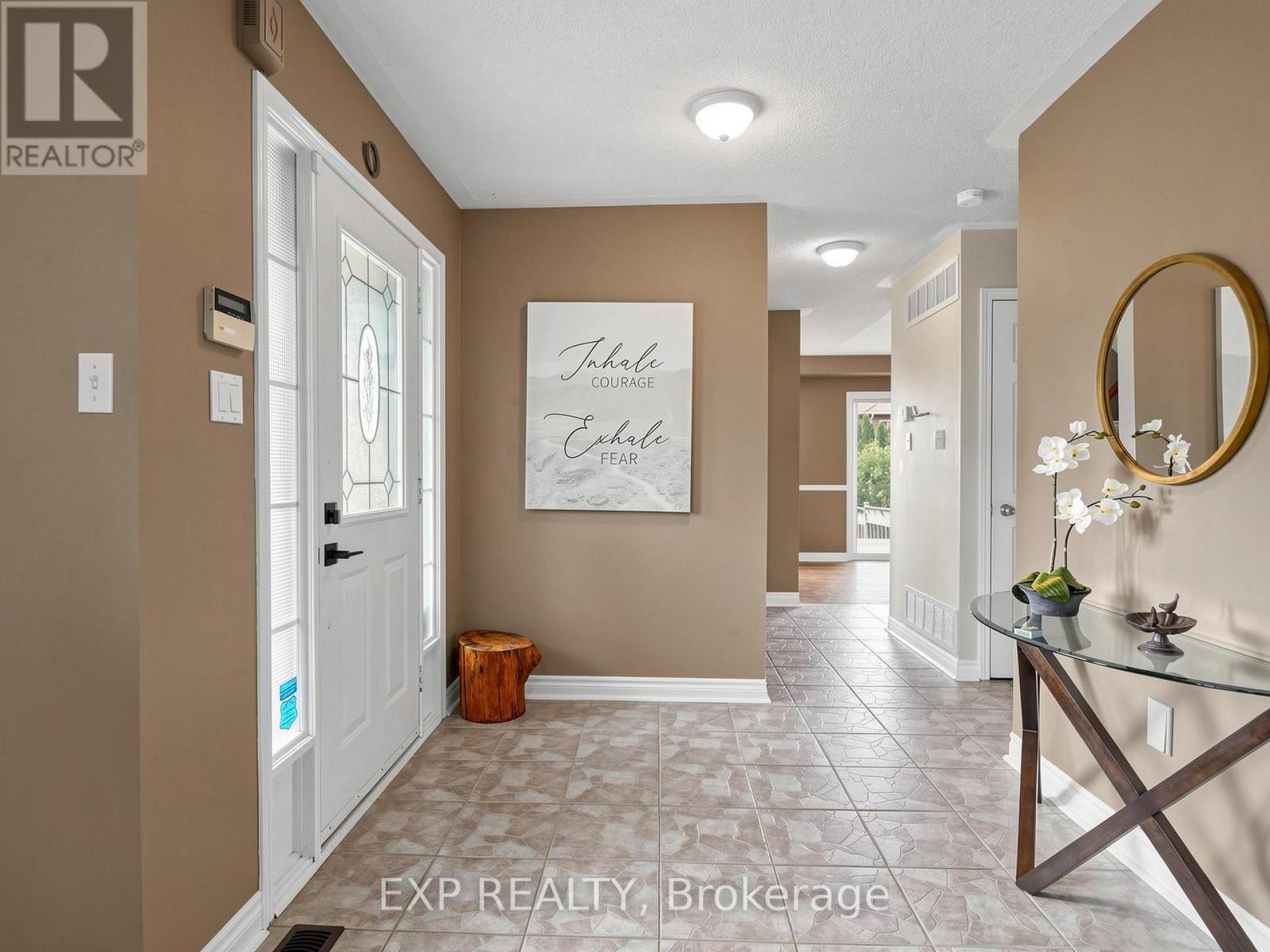 Residential in Georgina (Keswick South) 5