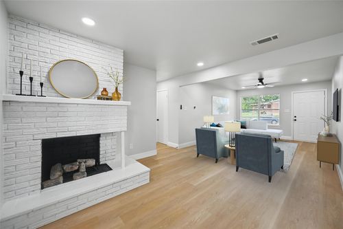 3651 Cindy Dr, Fort Worth, TX, 76111-6314 | Card Image