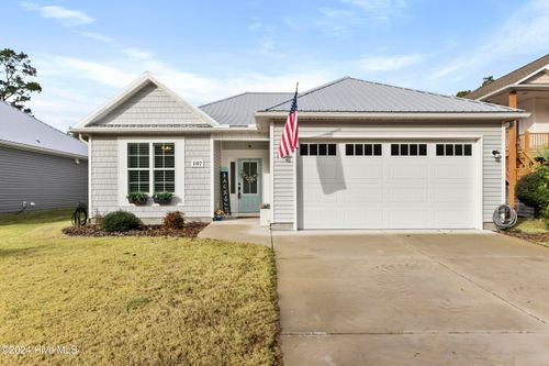 107 Nw 25th Street, Oak Island, NC, 28465 | Card Image