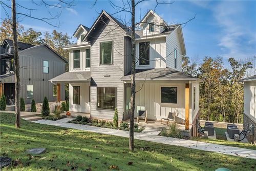 1765 Walnut Avenue, Fayetteville, AR, 72703 | Card Image