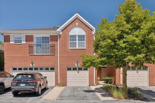 21-a1-1116 Kensington Dr, Northbrook, IL, 60062-5955 | Card Image