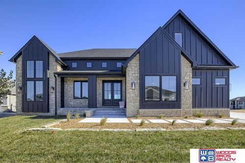 676 Waterford Pointe, Ashland, NE, 68003 | Card Image