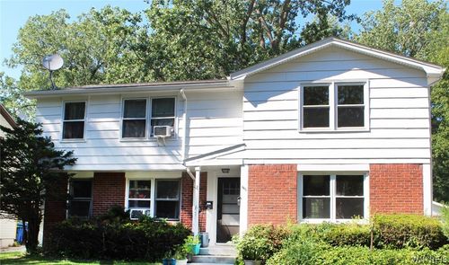 right-140 Ayrault Drive, Amherst, NY, 14228 | Card Image