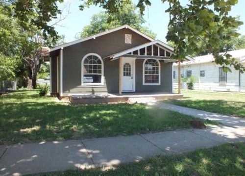 216 N Broadway Ave, Tipton, OK, 73570 | Card Image