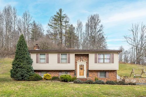 182 Kade Hollow Rd, Bluefield, WV, 24701-8734 | Card Image