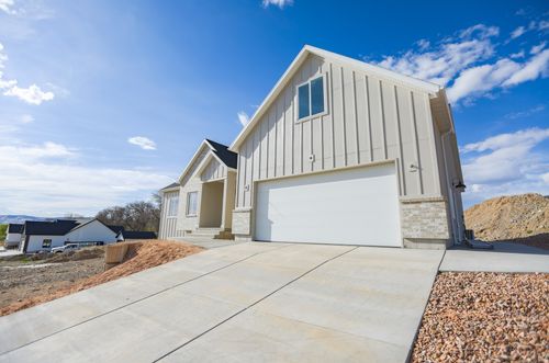 627 E 1100 N, Nephi, UT, 84648-5618 | Card Image