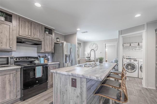844 Harbor Point Dr, House other with 3 bedrooms, 2 bathrooms and null parking in Trinity TX | Image 10