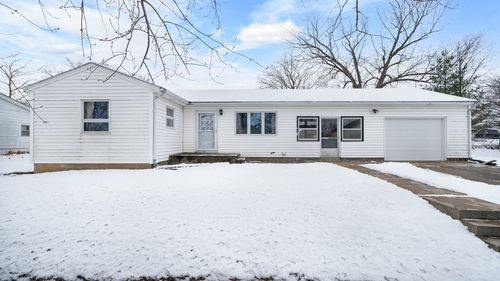 303 E Second Street, LEAF RIVER, IL, 61047 | Card Image