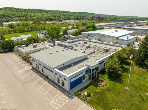 115* S Service Rd, Grimsby, ON, L3M4H6 | Card Image