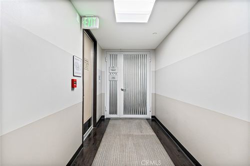 604-420 E 3rd, Los Angeles, CA, 90013 | Card Image