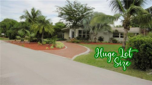 12501 Sw 90th Ave, Miami, FL, 33176-5126 | Card Image